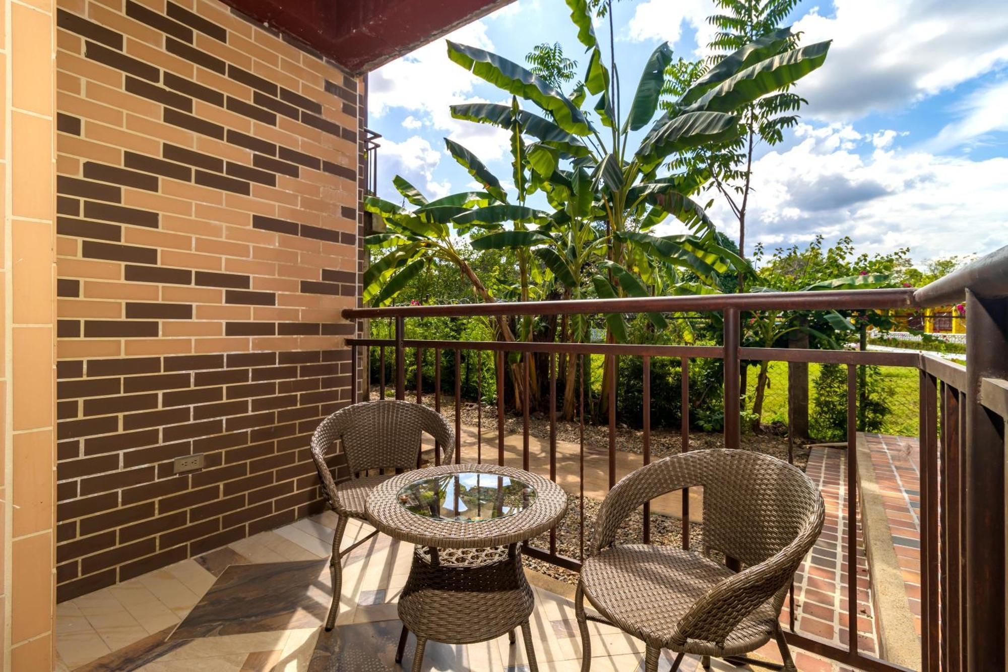 Nq Hotel Orinoquia Granja Campo Alegre Ngoại thất bức ảnh